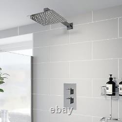 Mélangeur thermostatique de douche carré avec pomme de douche pluie, valve en chrome pour salle de bain moderne.